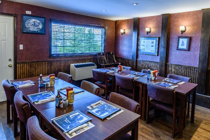 Hearthstone Inn - Port Hastings Eksteriør bilde