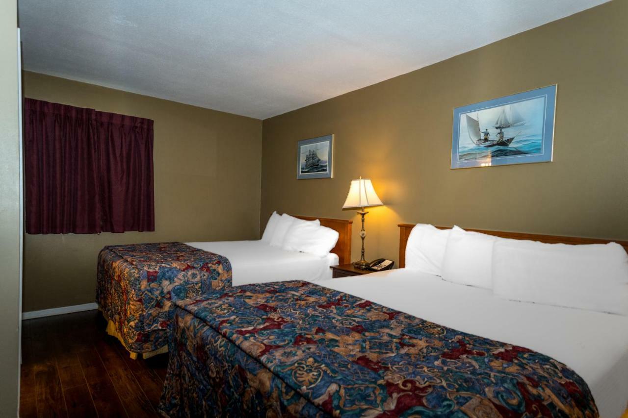 Hearthstone Inn - Port Hastings Eksteriør bilde